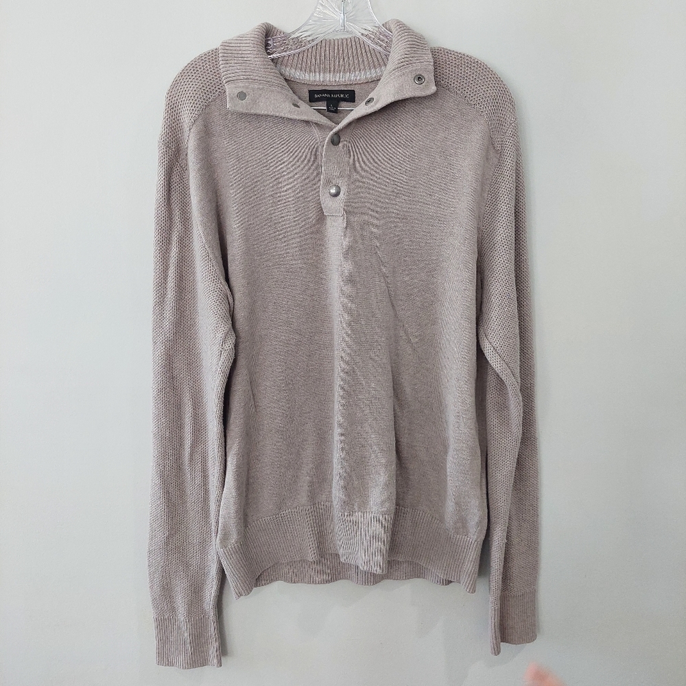 Banana Republic Men's sweater Large tan Long sleeve quarter button collar